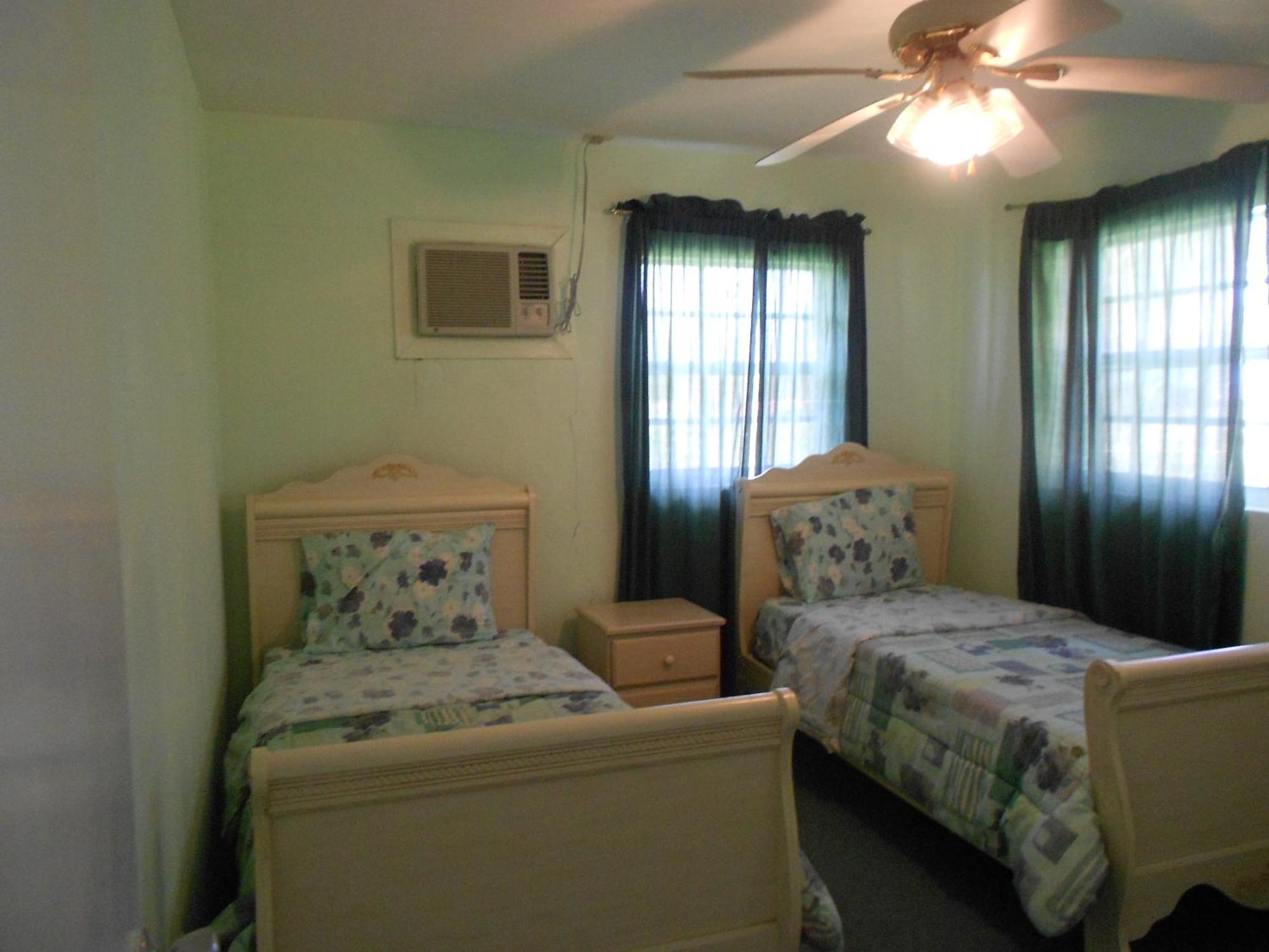 Nathan'S Lodge Kemps Bay ภายนอก รูปภาพ