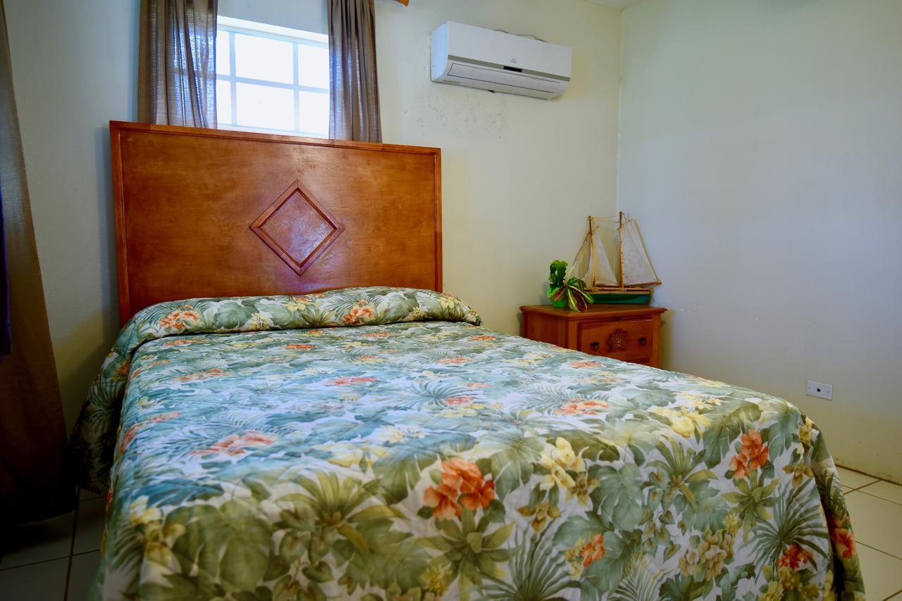 Nathan'S Lodge Kemps Bay ภายนอก รูปภาพ