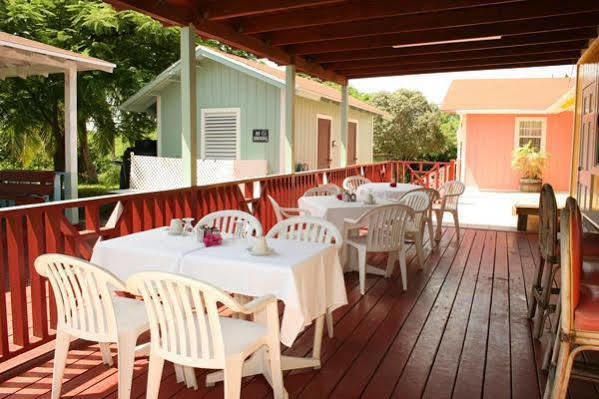 Nathan'S Lodge Kemps Bay ภายนอก รูปภาพ